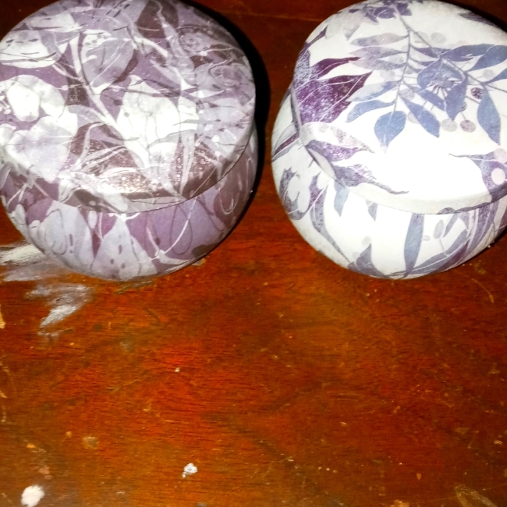 Handmade candles calming scent cinnamon cedarwood eucalyptus